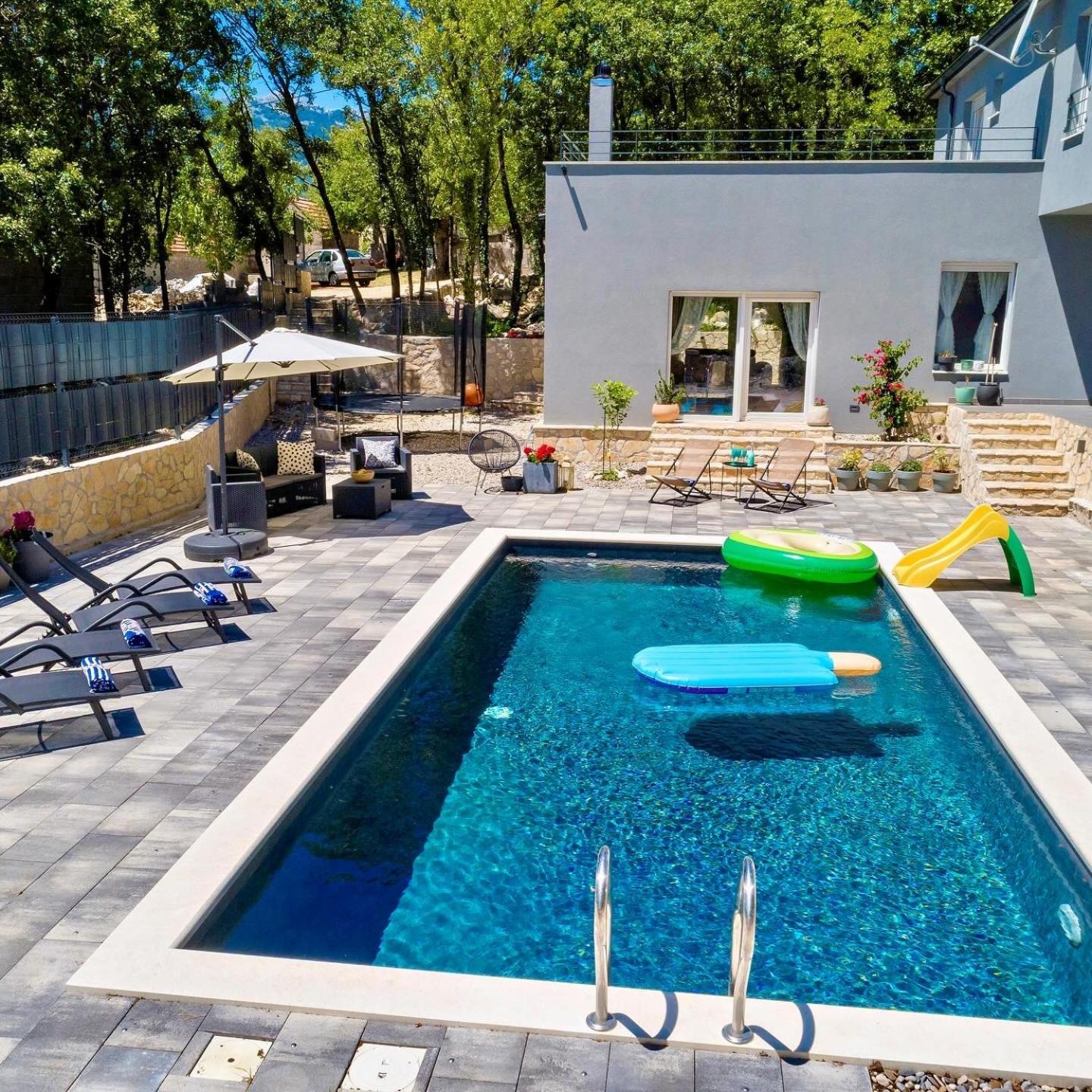 Villa Luxury Andrea Vrzika In Forest Near The Sea Zagvozd